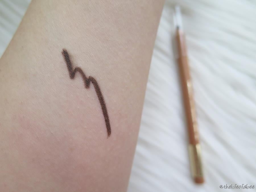 lakshmi recensione swatch matita occhi marrone lakshmi recensione swatch matita occhi marrone