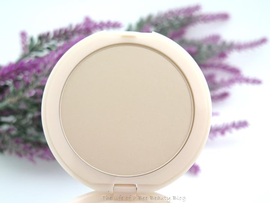 recensione cipria fluffy matte neve cosmetics recensione cipria fluffy matte neve cosmetics